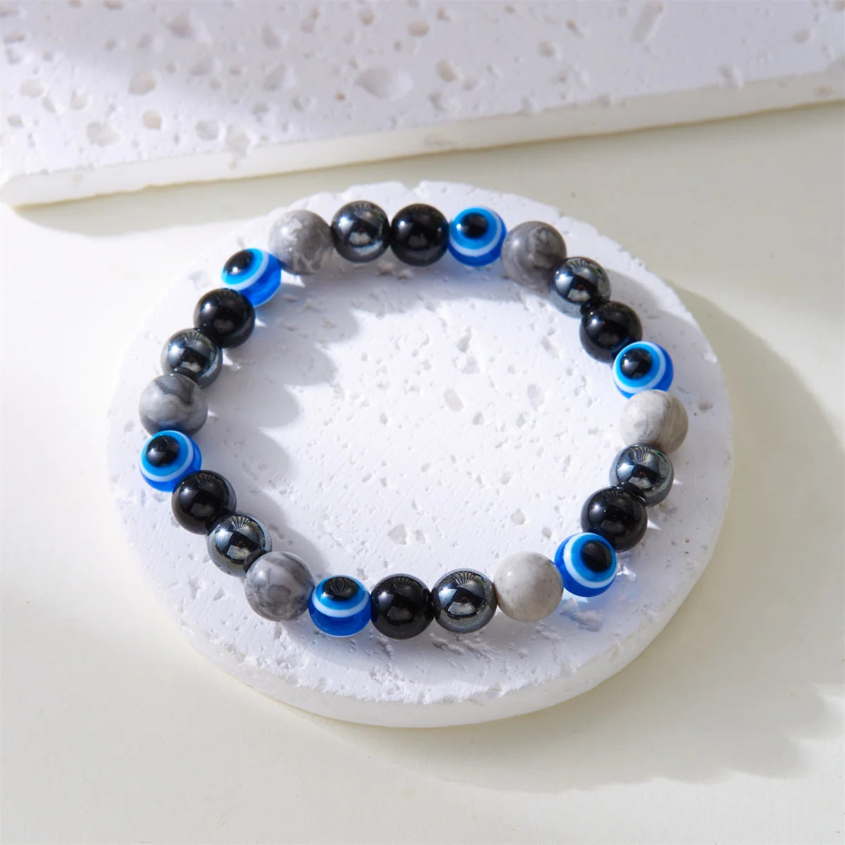 Wealth and money bracelet with golden tones