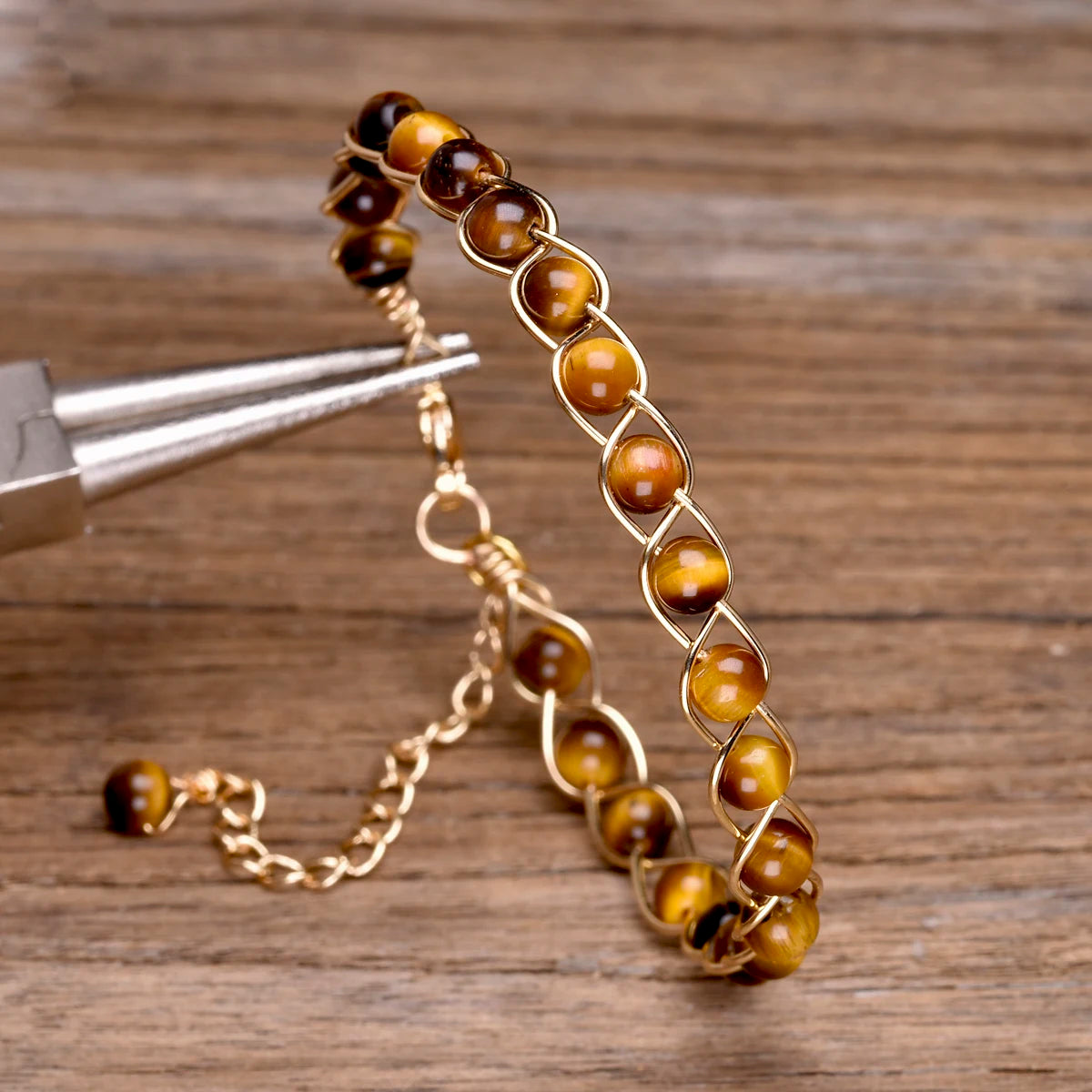 Handmade tiger eye stone bracelet for women

