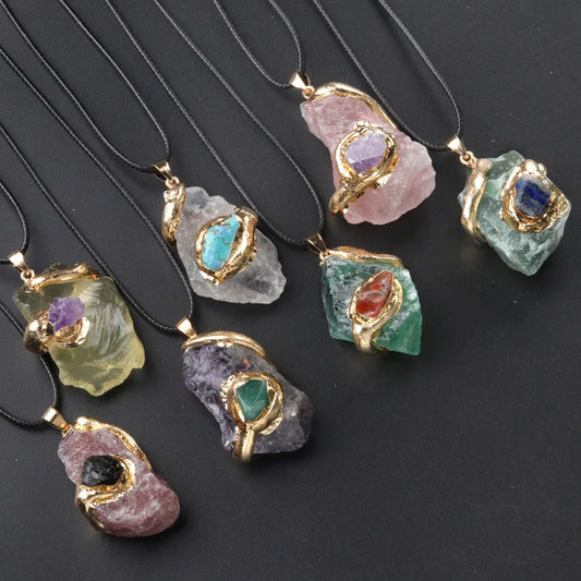 Irregular gilded crystal pendant necklace with clear quartz